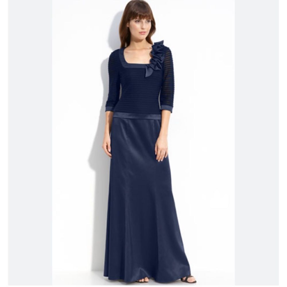 NWT!‎ JS Collections navy maxi formal dress